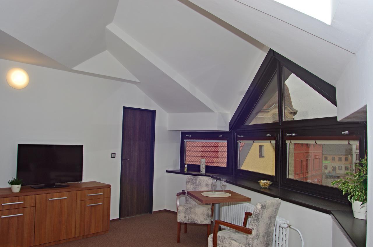 Hotel Pod Radnici Sumperk Luaran gambar